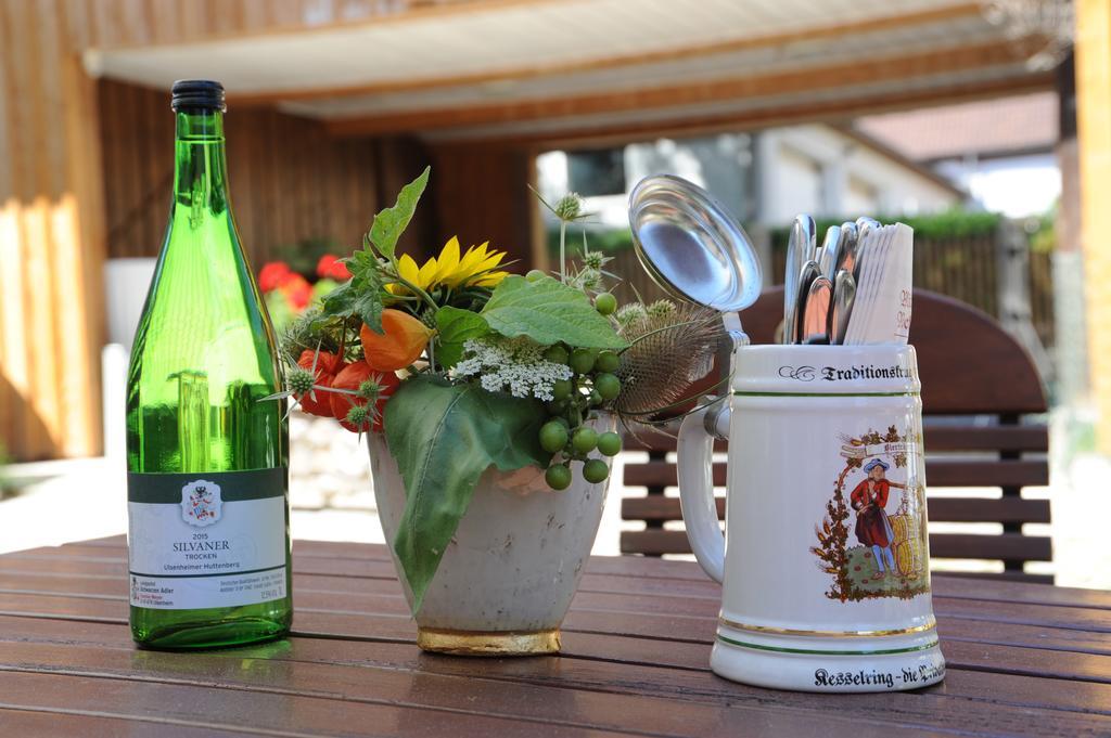 Landgasthof Zum Schwarzen Adler Markt Nordheim Exterior foto