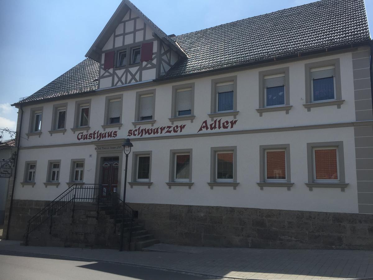 Landgasthof Zum Schwarzen Adler Markt Nordheim Exterior foto
